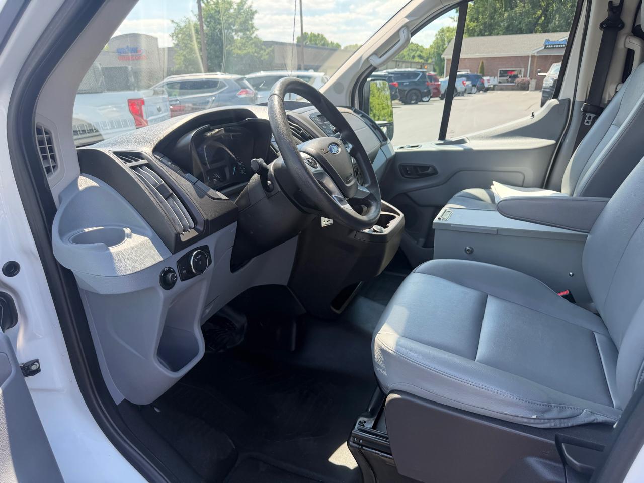 Ford Transit Van T-250 130" Low Rf 9000 GVWR Sliding RH Dr 2019