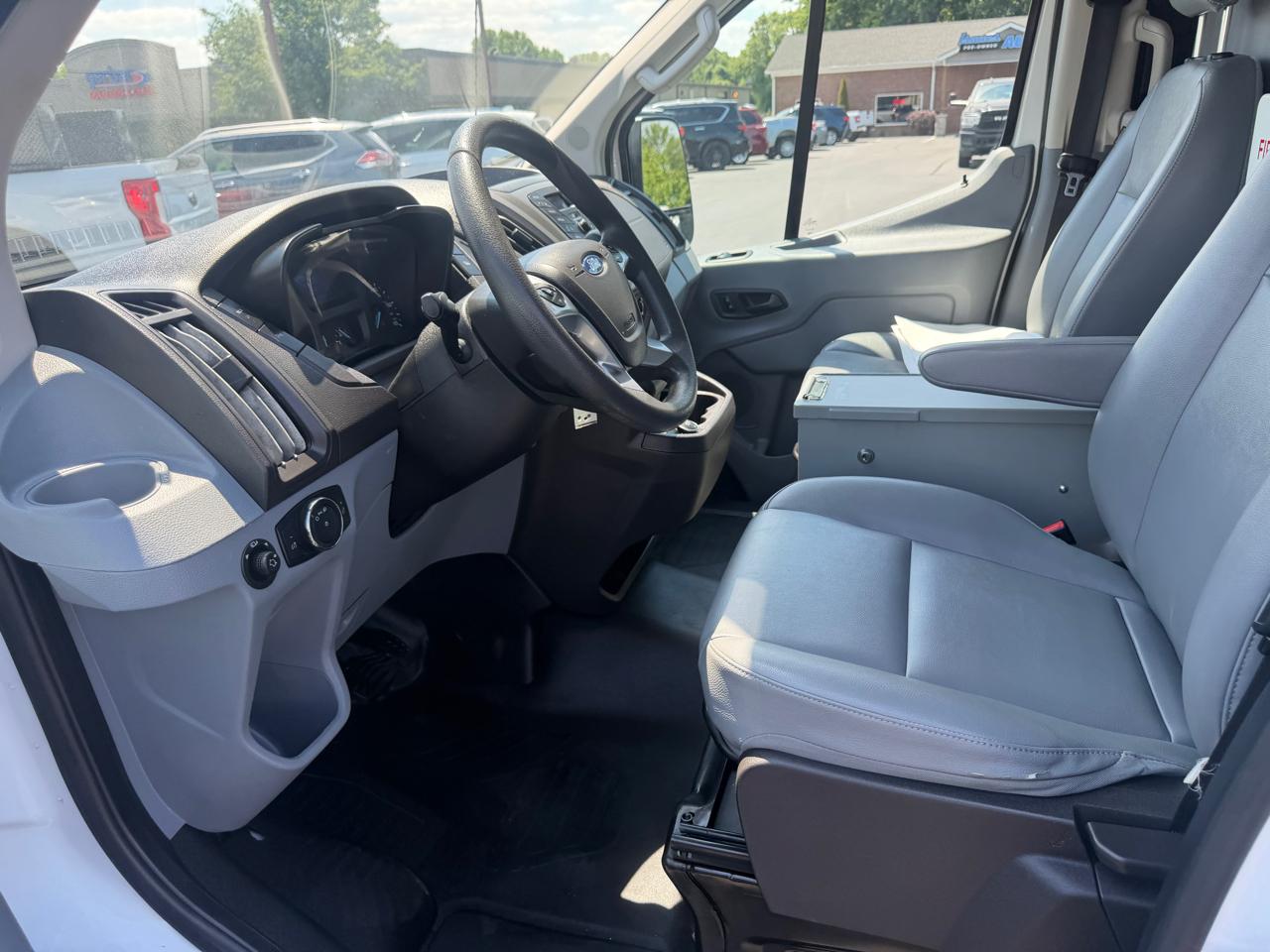 Ford Transit Van T-250 130" Low Rf 9000 GVWR Sliding RH Dr 2019