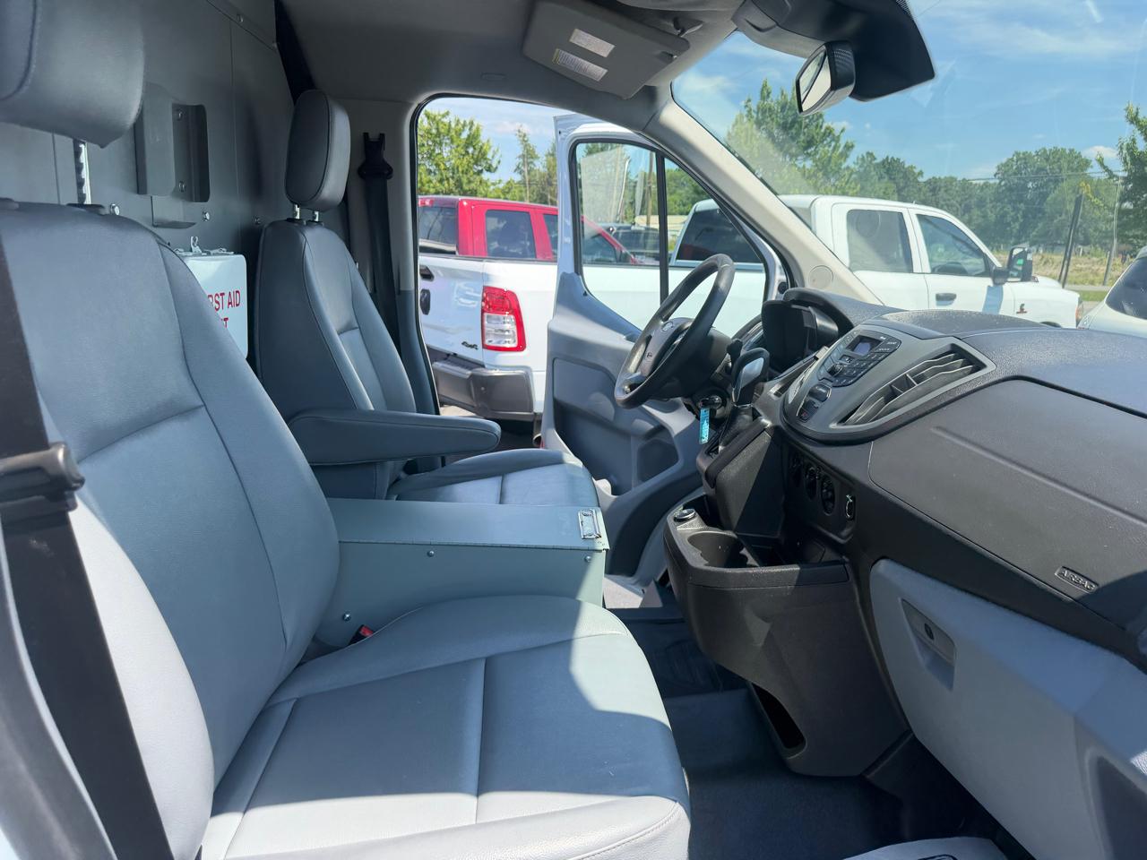 Ford Transit Van T-250 130" Low Rf 9000 GVWR Sliding RH Dr 2019