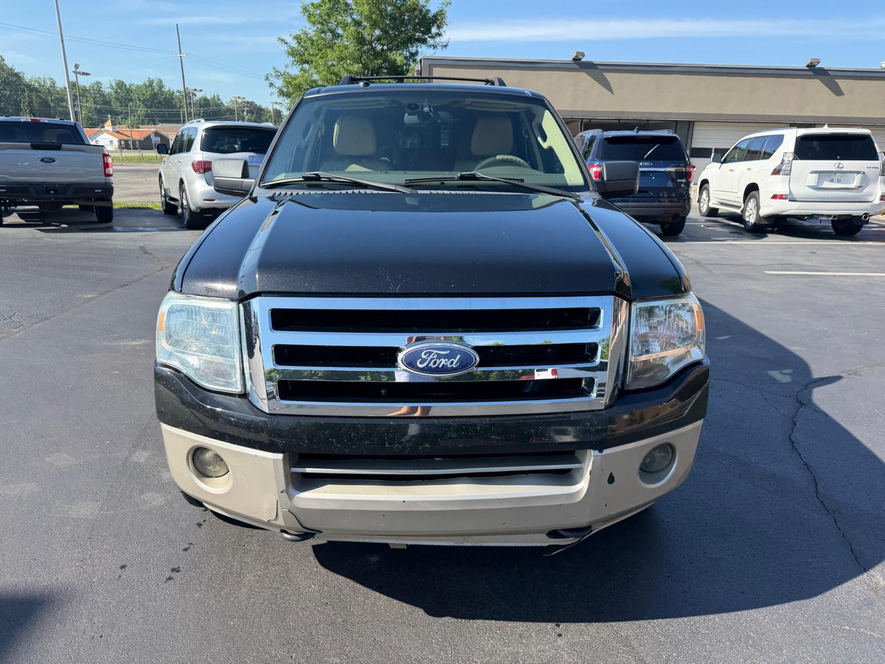 Ford Expedition 4WD 4dr Eddie Bauer 2010