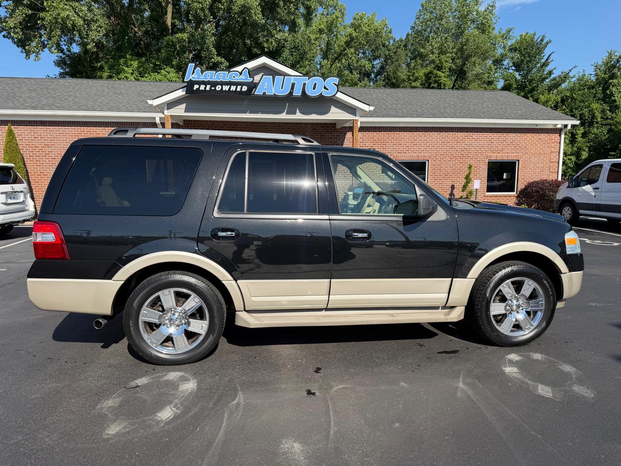 Ford Expedition 4WD 4dr Eddie Bauer 2010