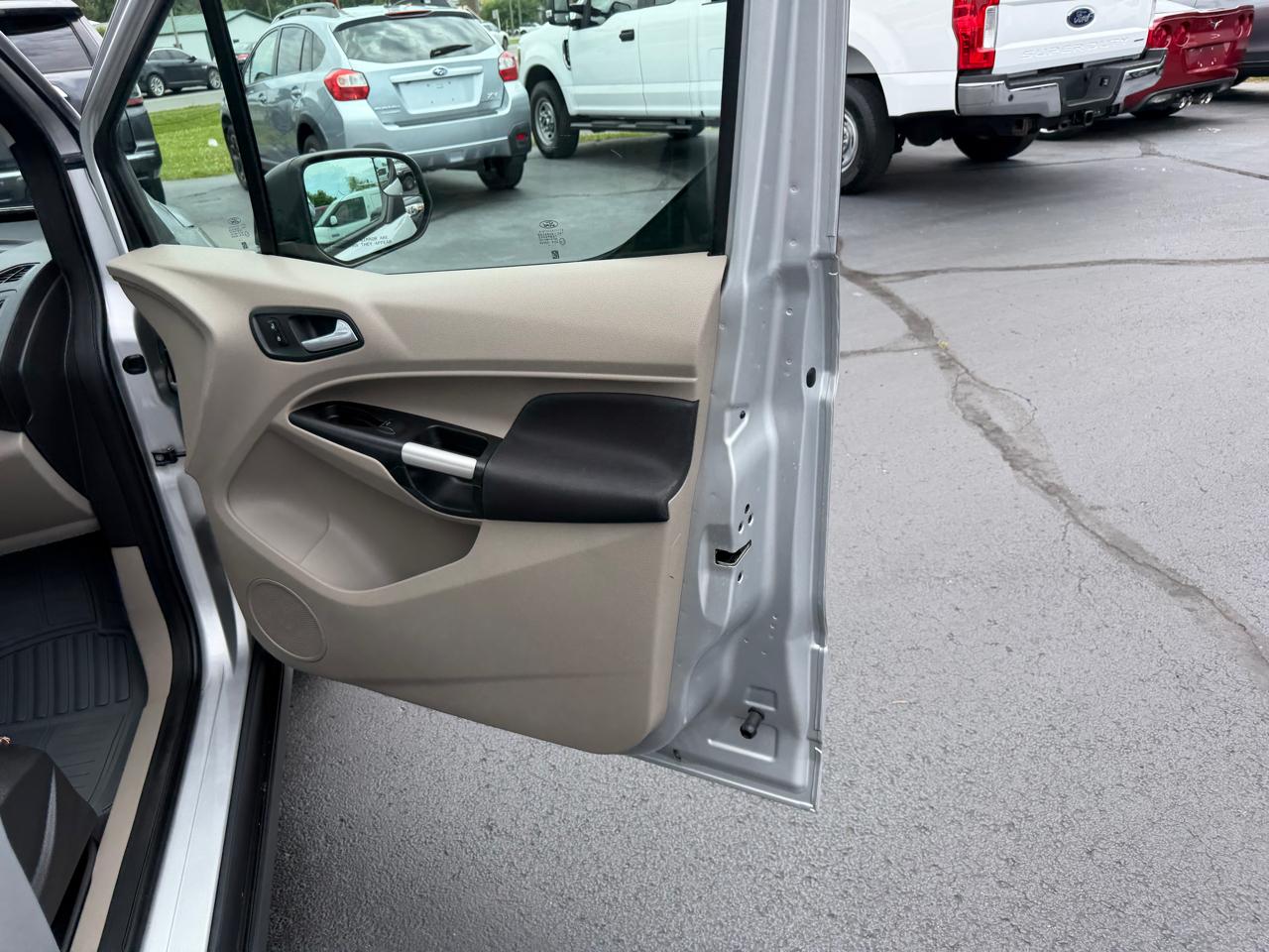 Ford Transit Connect Wagon 4dr Wgn LWB XLT w/Rear Liftgate 2014