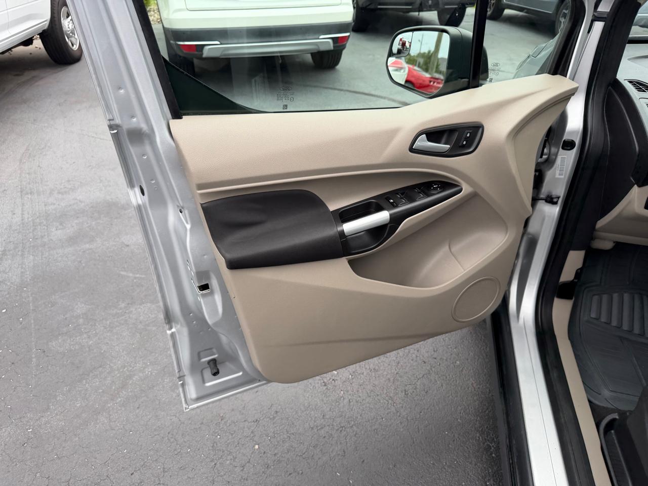 Ford Transit Connect Wagon 4dr Wgn LWB XLT w/Rear Liftgate 2014