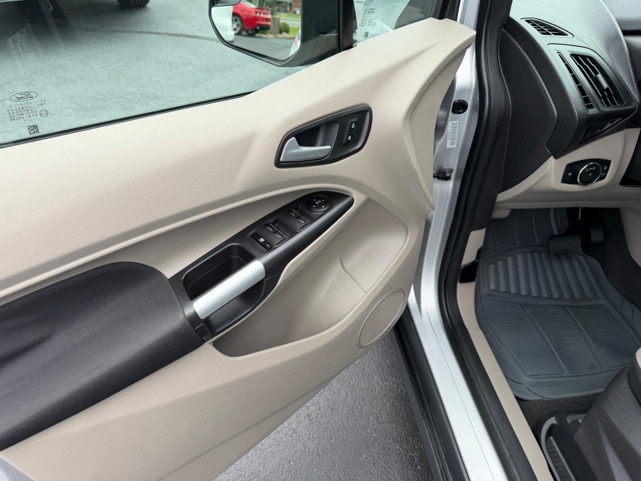 Ford Transit Connect Wagon 4dr Wgn LWB XLT w/Rear Liftgate 2014
