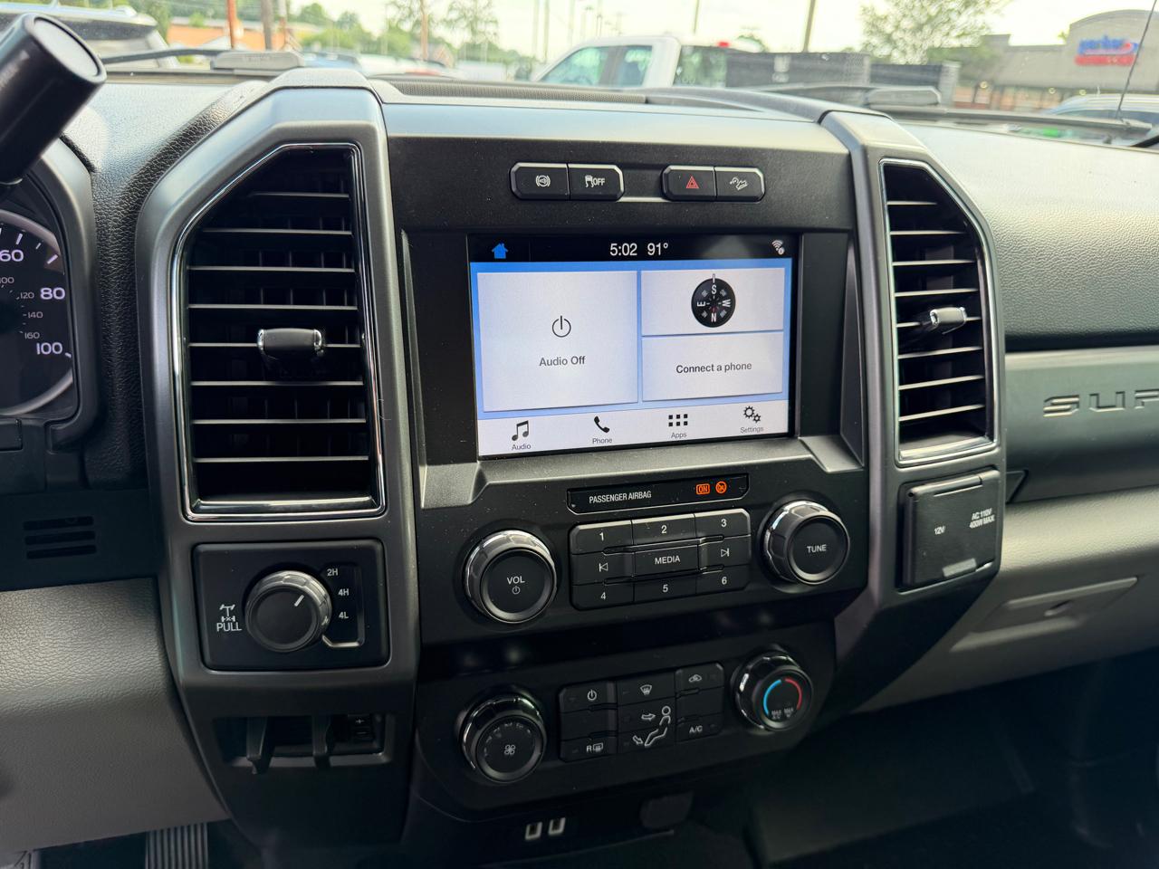 Ford Super Duty F-250 SRW XLT 4WD Crew Cab 8' Box 2019