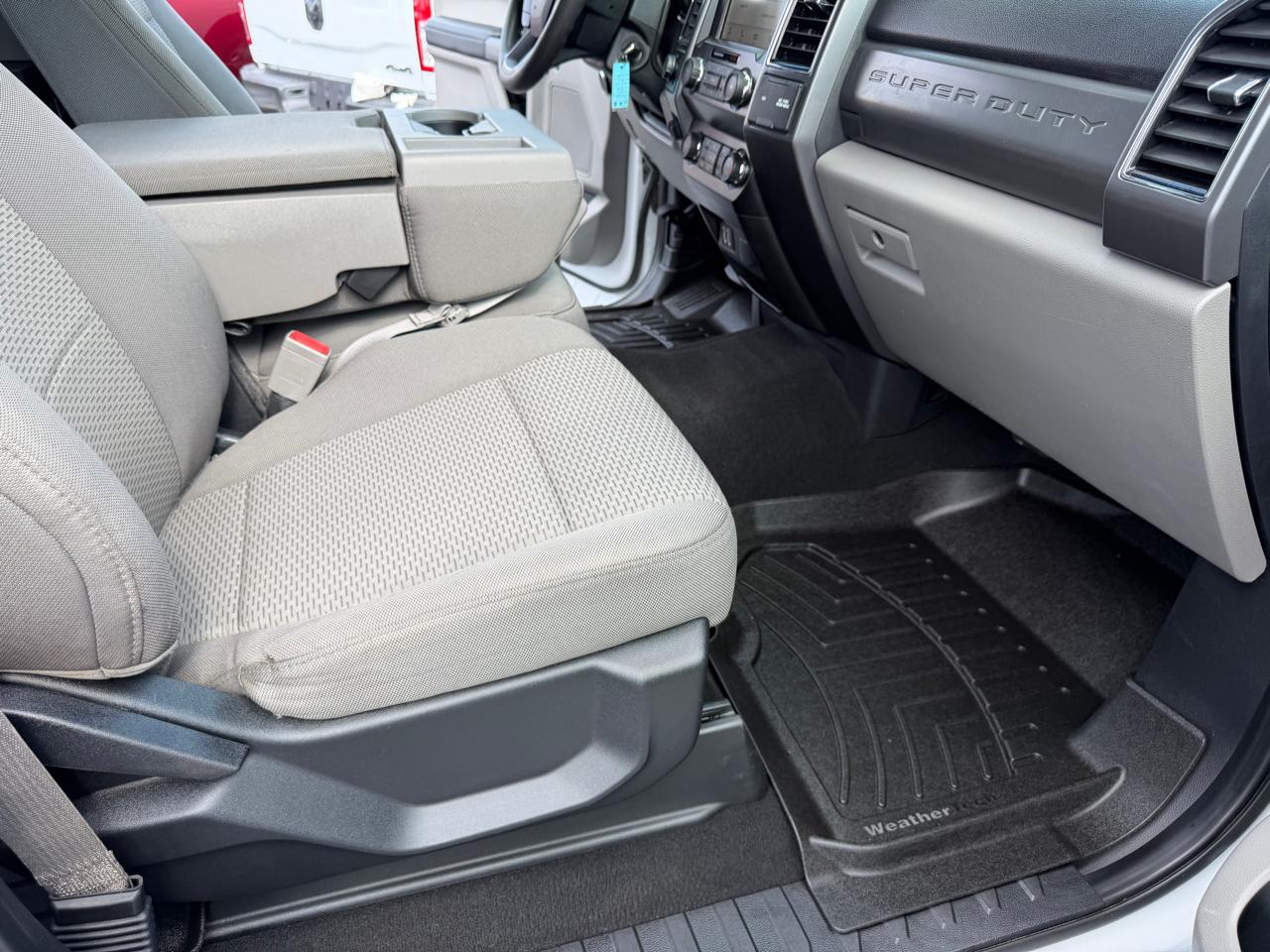 Ford Super Duty F-250 SRW XLT 4WD Crew Cab 8' Box 2019