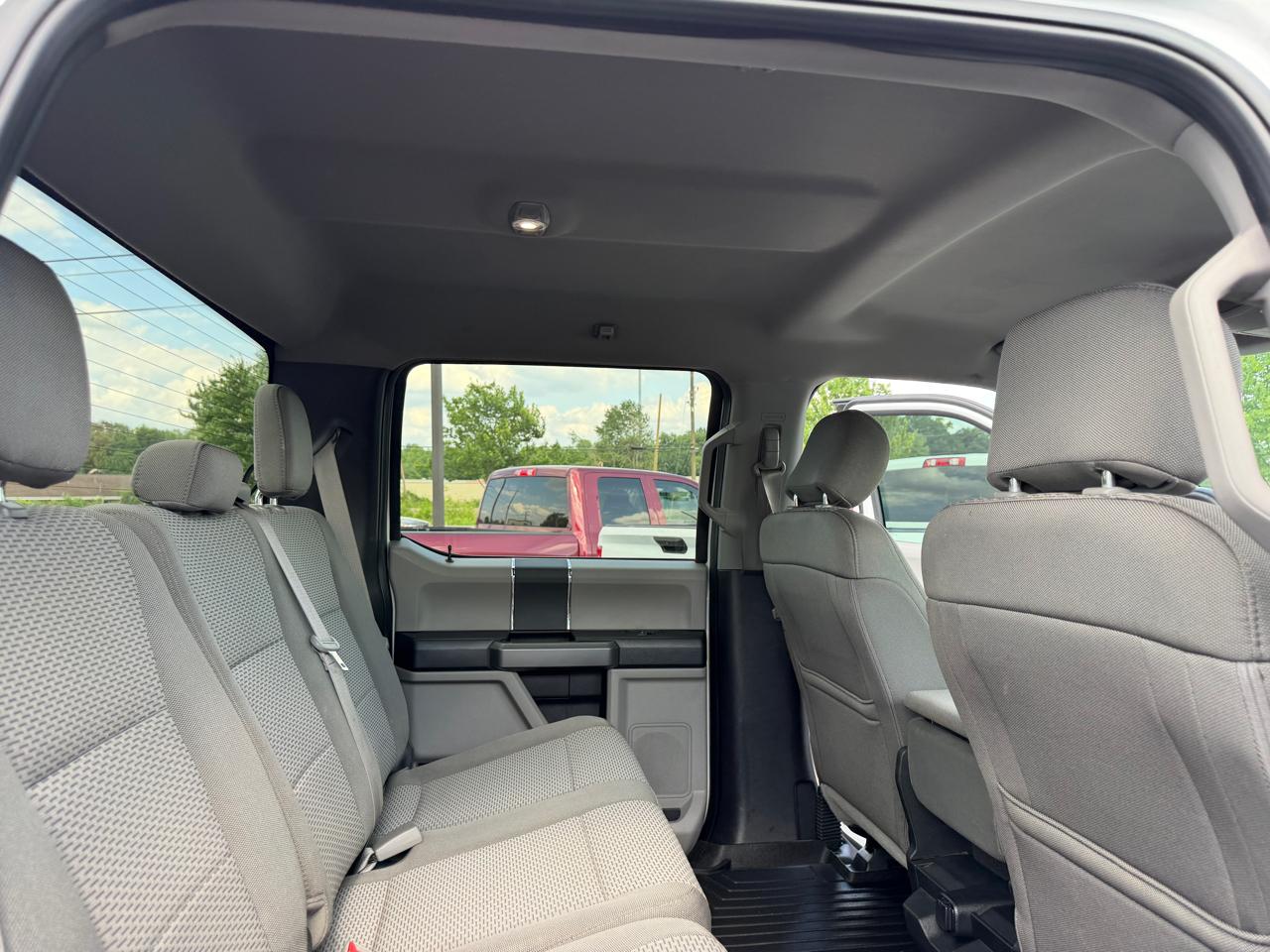 Ford Super Duty F-250 SRW XLT 4WD Crew Cab 8' Box 2019