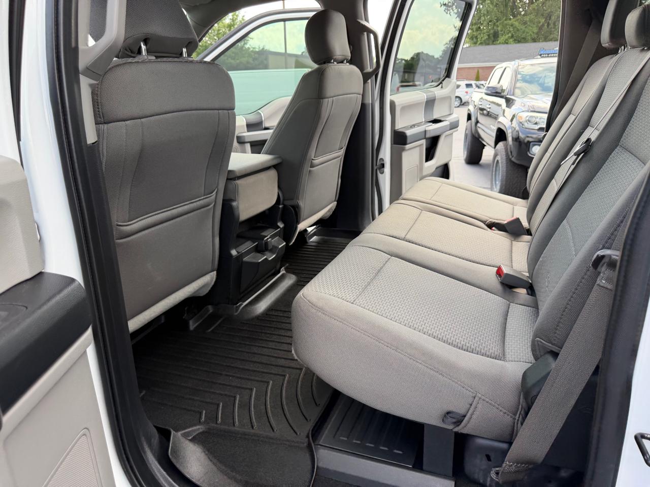Ford Super Duty F-250 SRW XLT 4WD Crew Cab 8' Box 2019