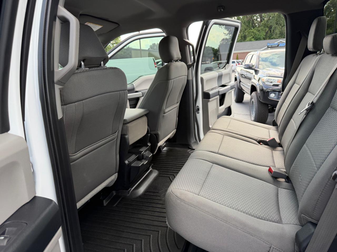 Ford Super Duty F-250 SRW XLT 4WD Crew Cab 8' Box 2019