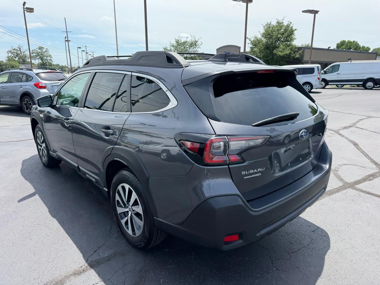 Subaru Outback Premium AWD 2024