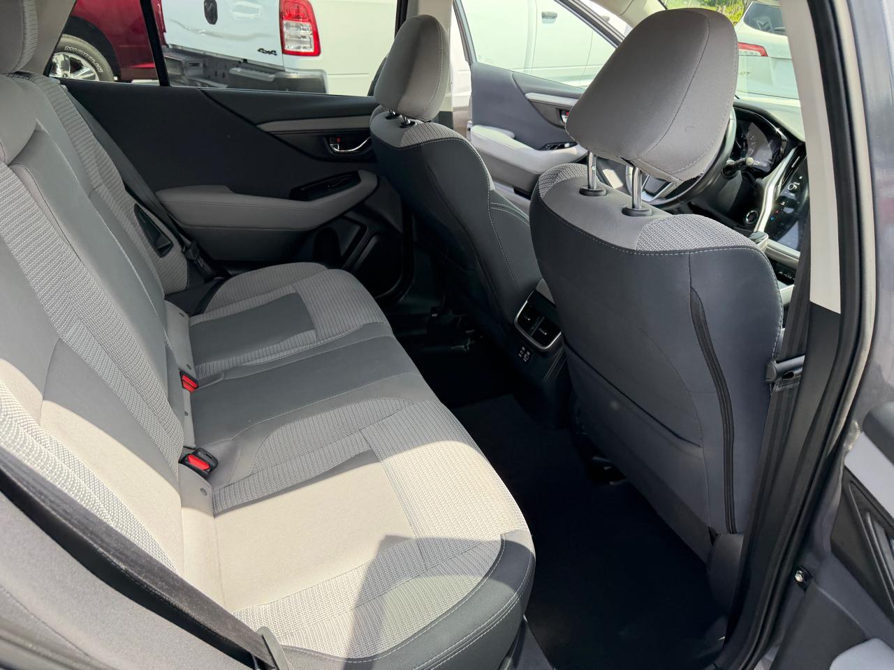 Subaru Outback Premium AWD 2024