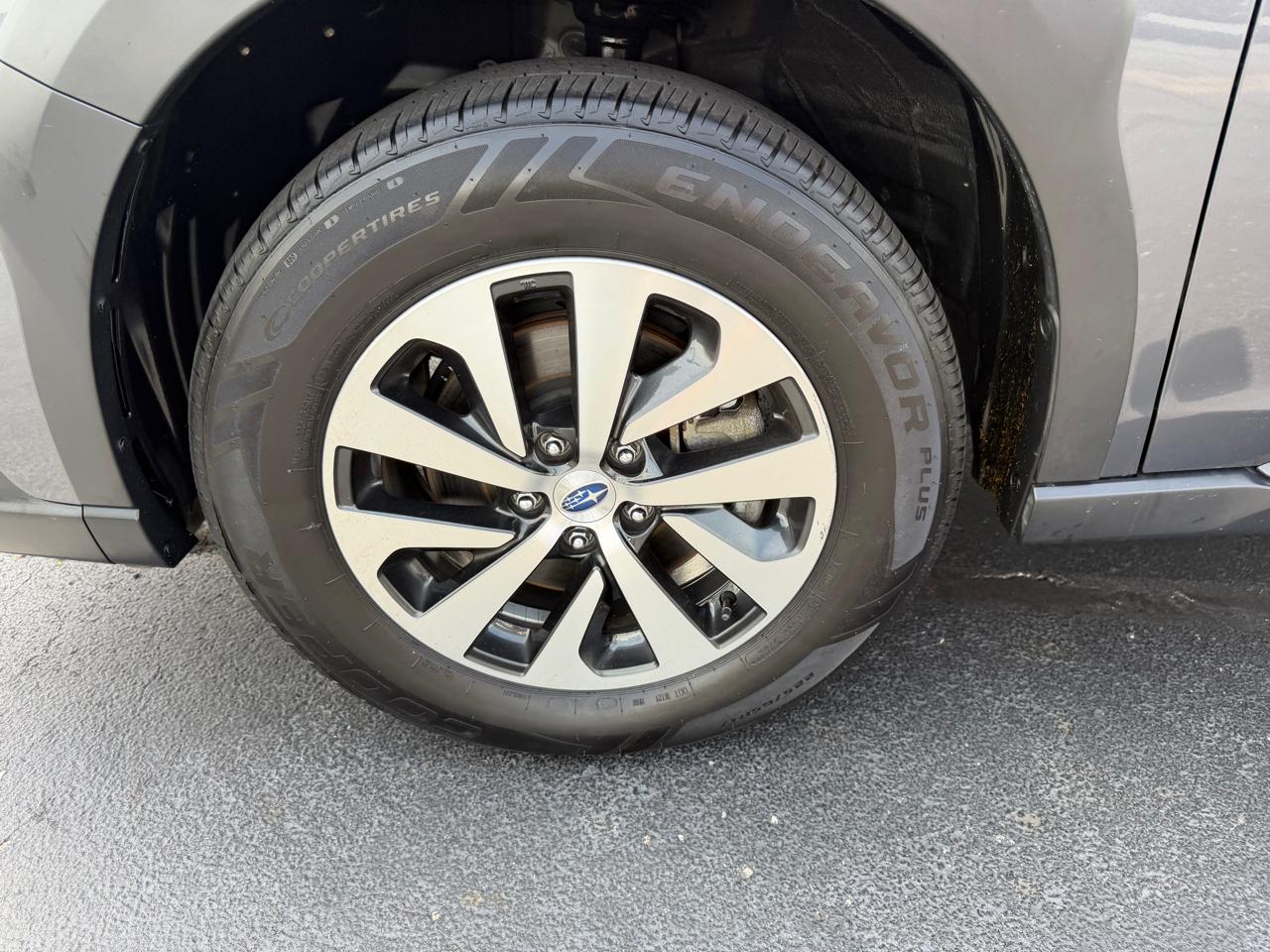 Subaru Outback Premium AWD 2024