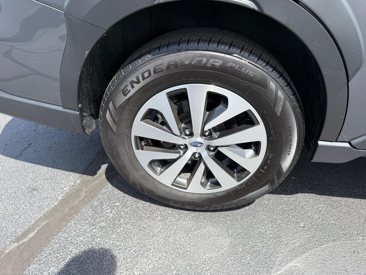 Subaru Outback Premium AWD 2024