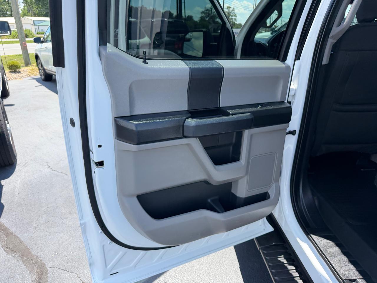 Ford F-150 XL 4WD SuperCrew 5.5' Box 2020