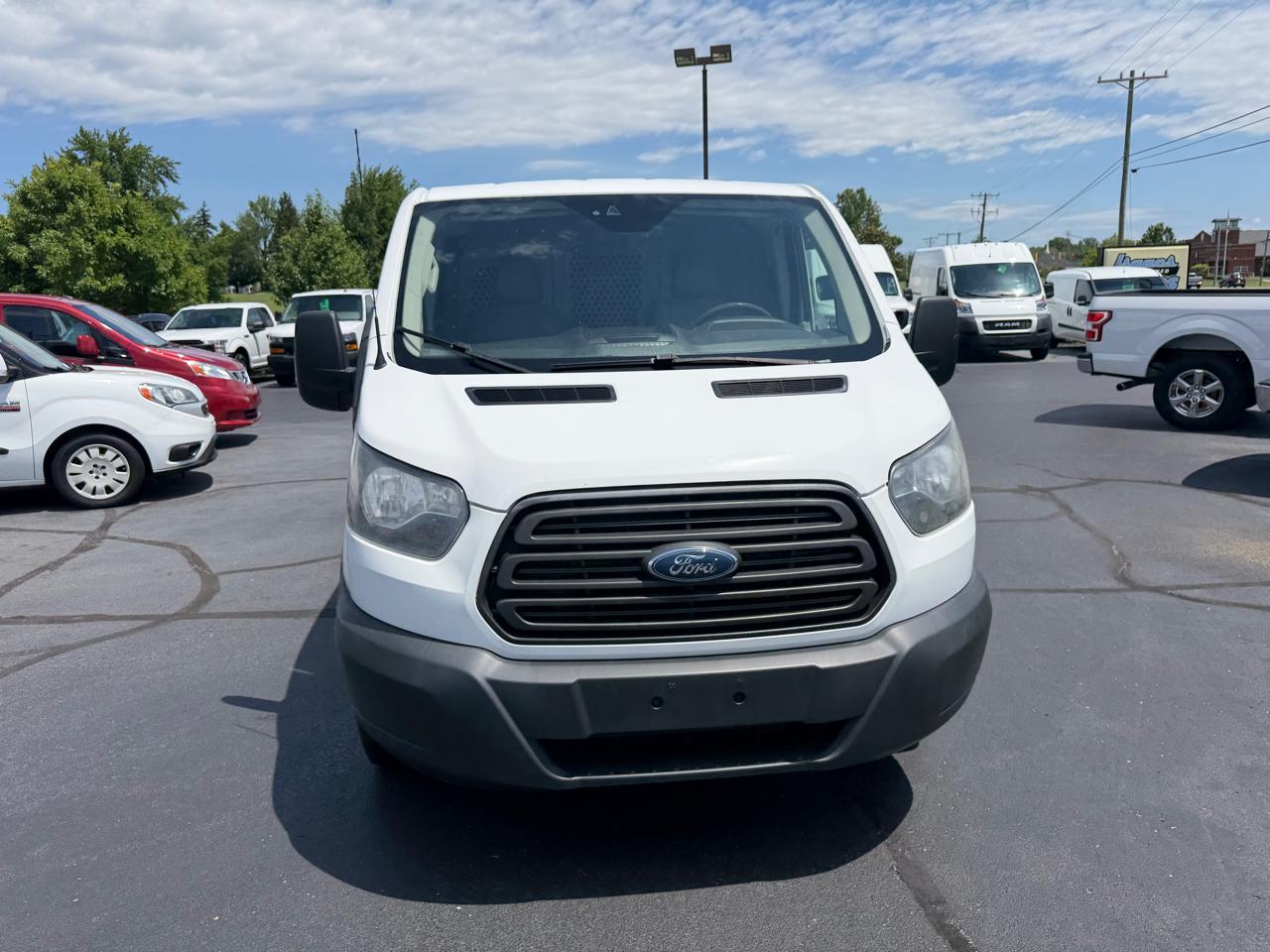 Ford Transit Van T-250 148" Low Rf 9000 GVWR Swing-Out RH Dr 2017