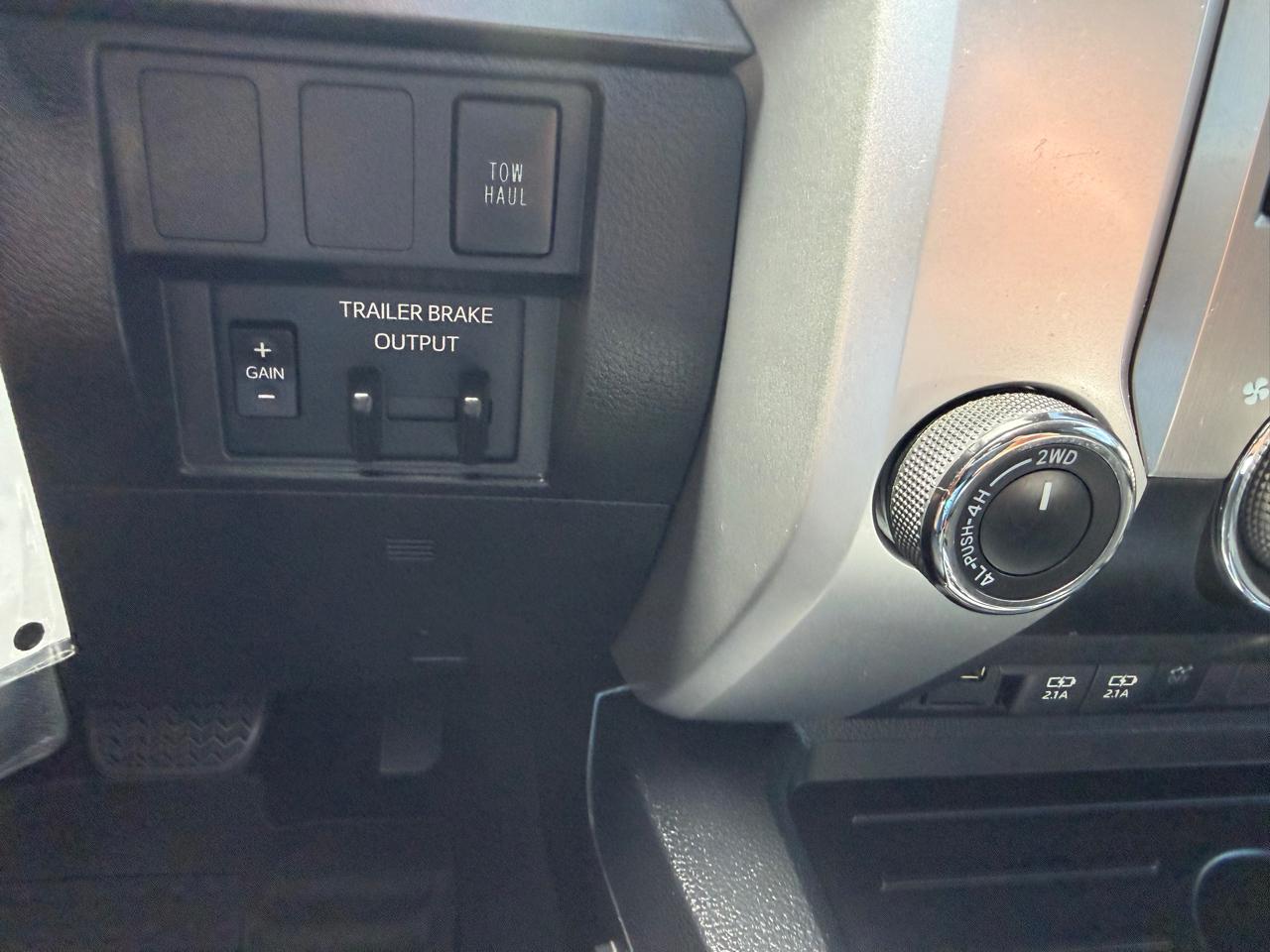 Toyota Tundra 4WD  2021
