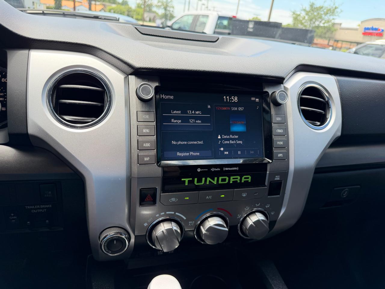Toyota Tundra 4WD  2021