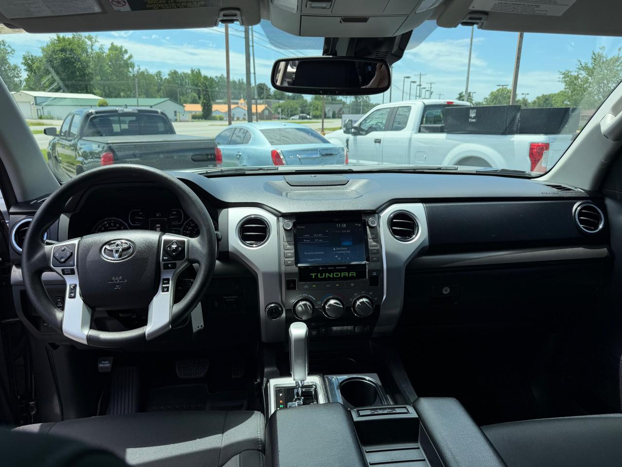 Toyota Tundra 4WD  2021