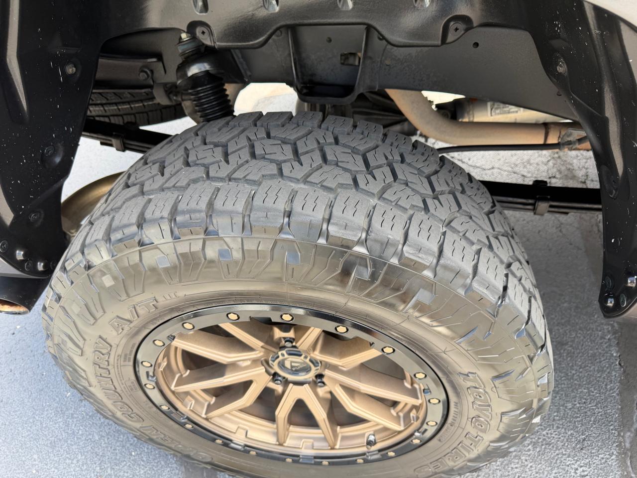 Toyota Tundra 4WD  2021