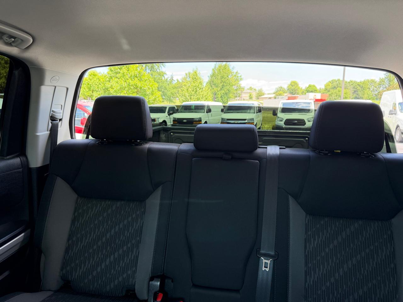 Toyota Tundra 4WD  2021