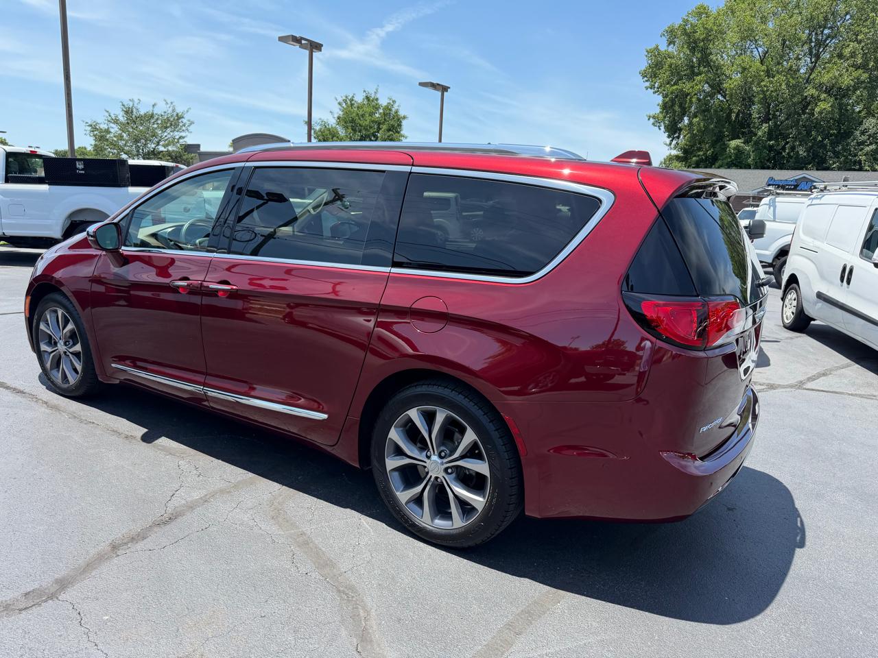 Chrysler Pacifica Limited FWD 2017