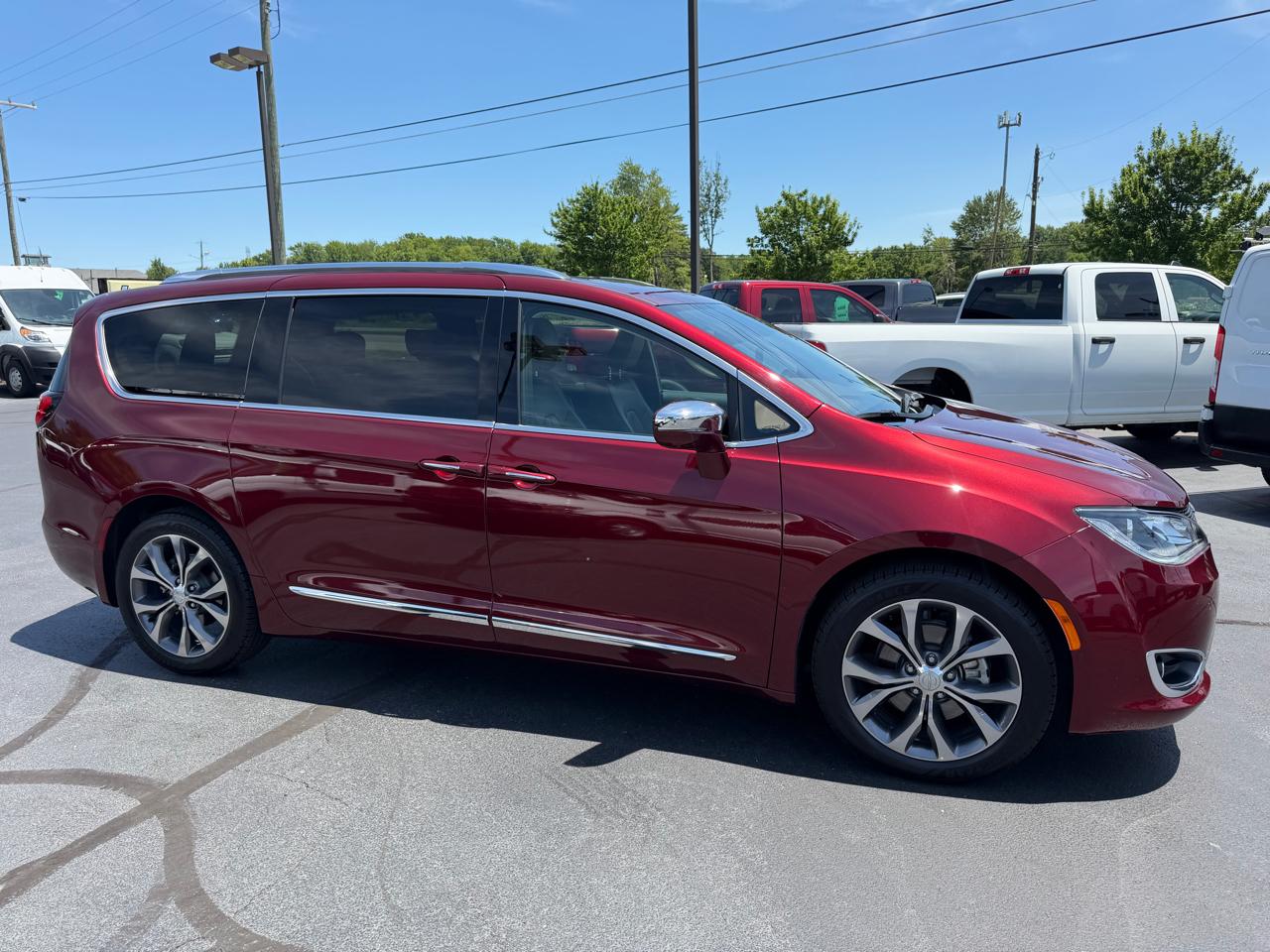 Chrysler Pacifica Limited FWD 2017