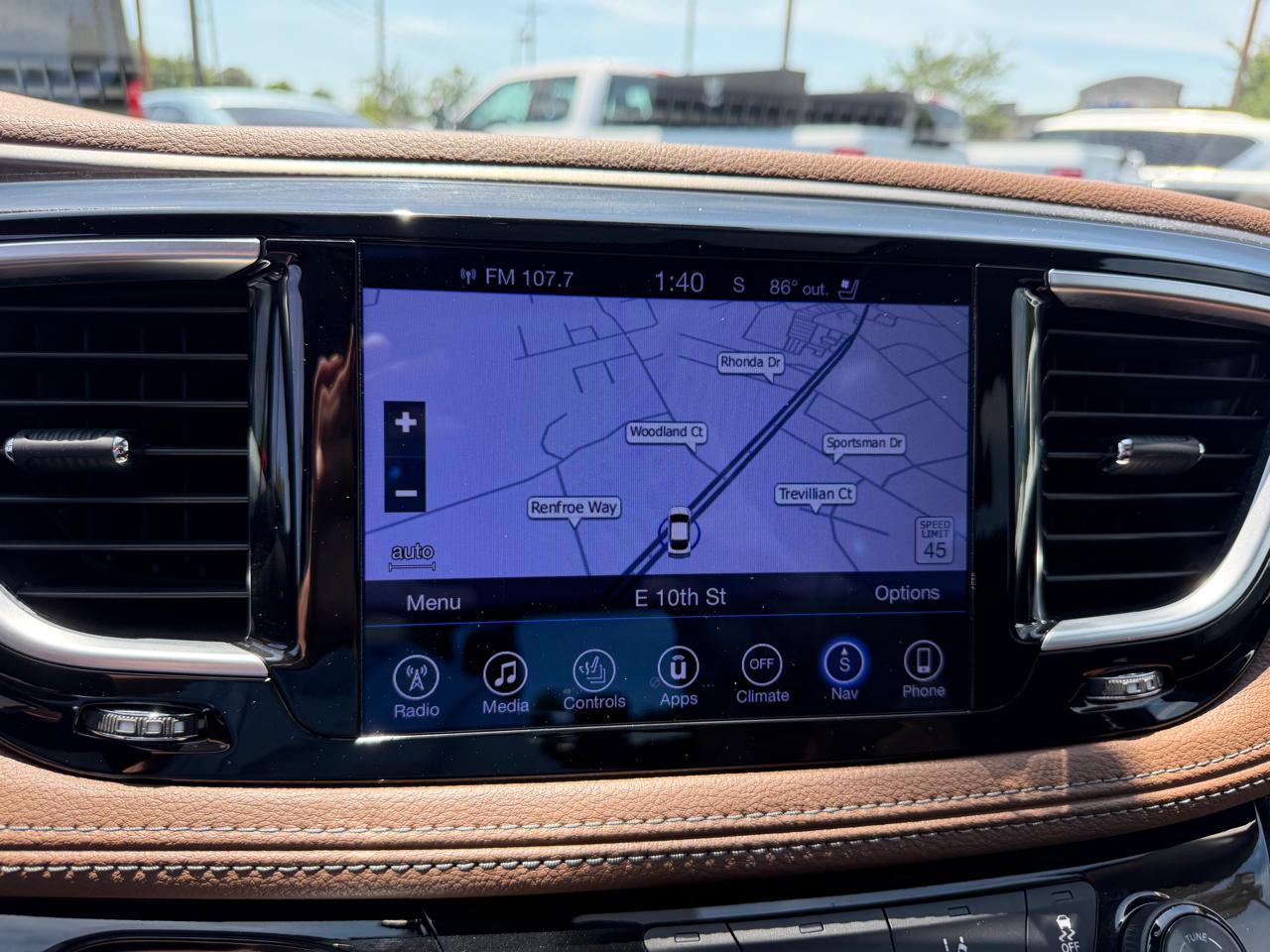 Chrysler Pacifica Limited FWD 2017