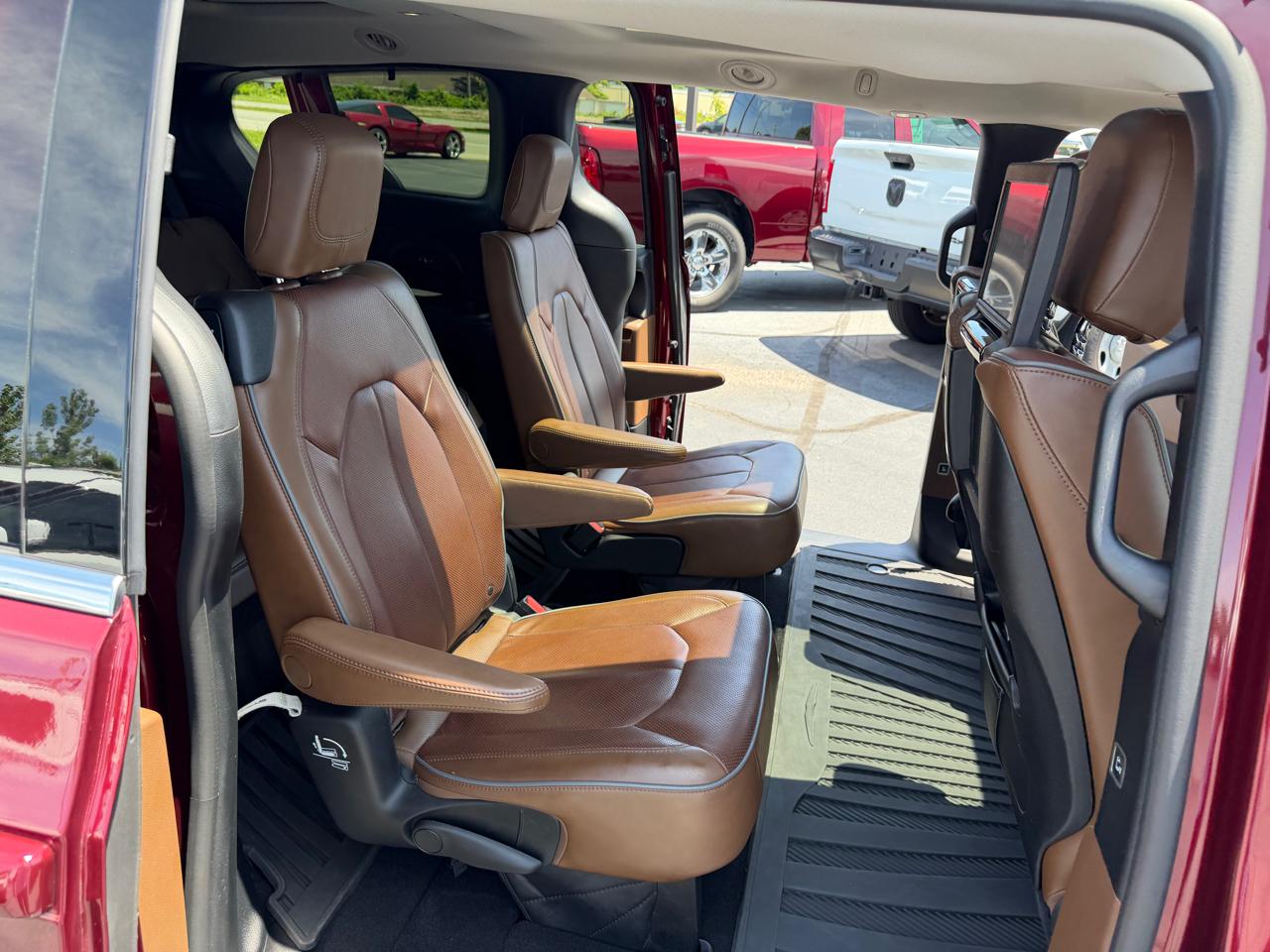 Chrysler Pacifica Limited FWD 2017