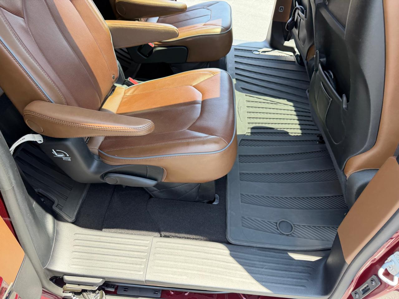 Chrysler Pacifica Limited FWD 2017