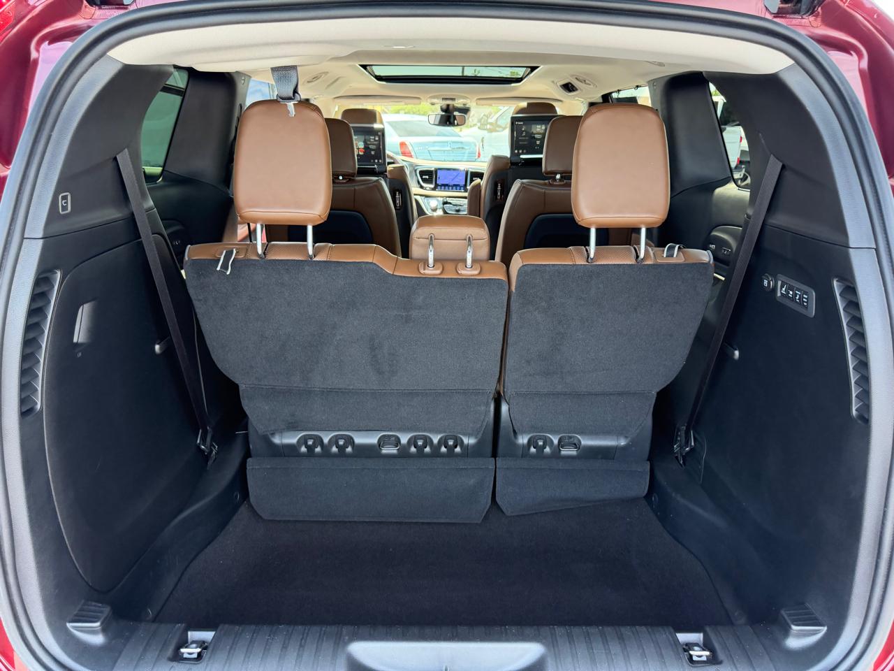 Chrysler Pacifica Limited FWD 2017