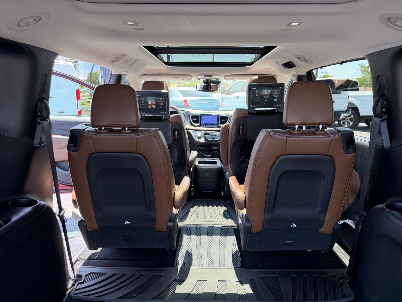 Chrysler Pacifica Limited FWD 2017