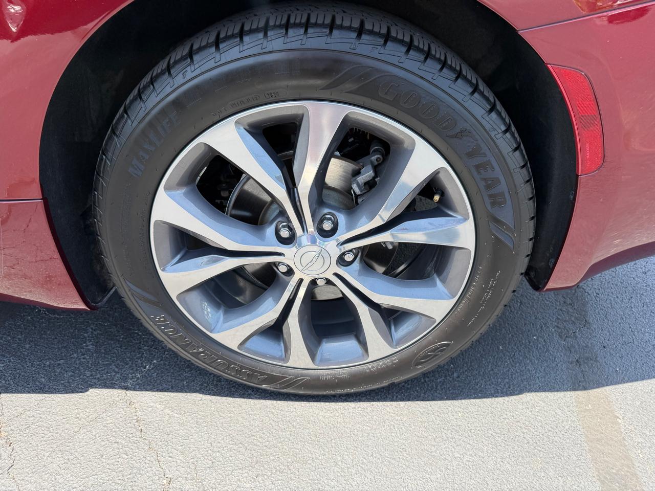 Chrysler Pacifica Limited FWD 2017