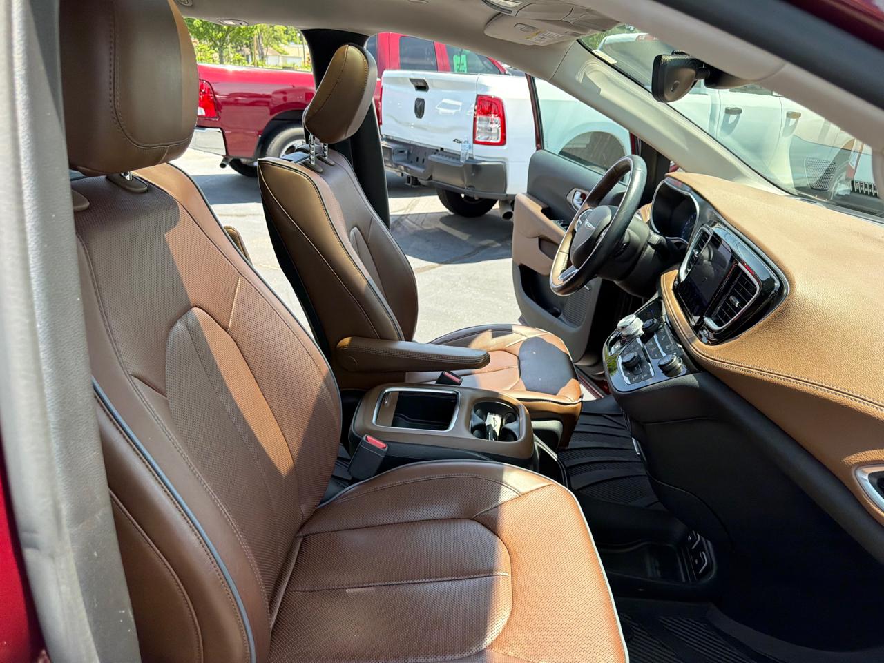 Chrysler Pacifica Limited FWD 2017