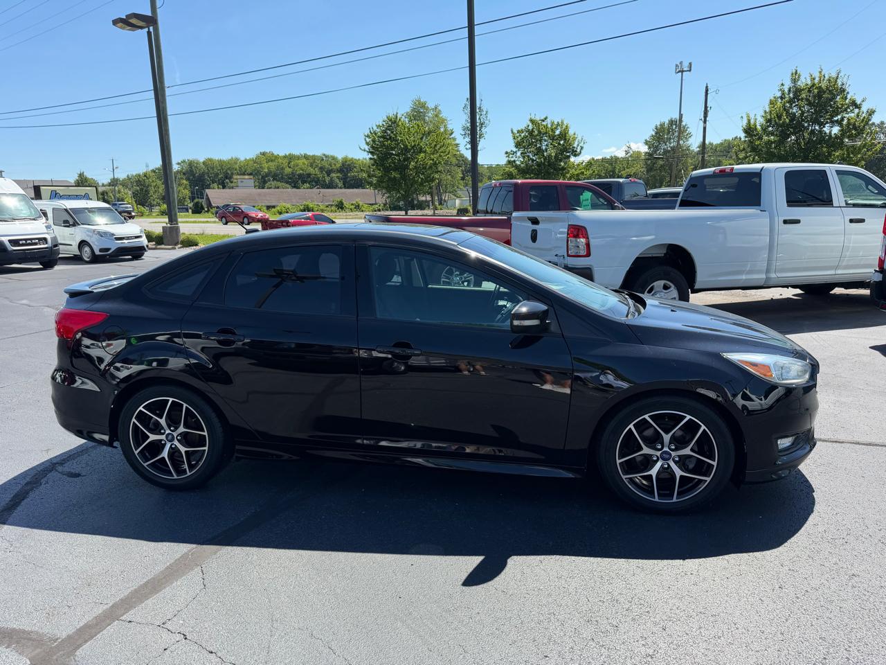 Ford Focus 4dr Sdn SE 2016