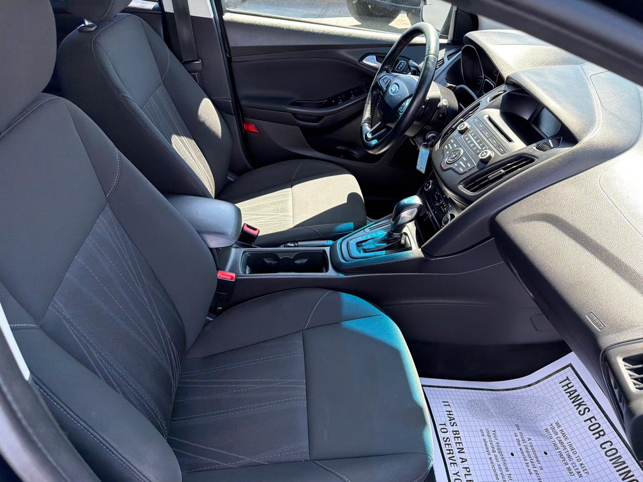 Ford Focus 4dr Sdn SE 2016