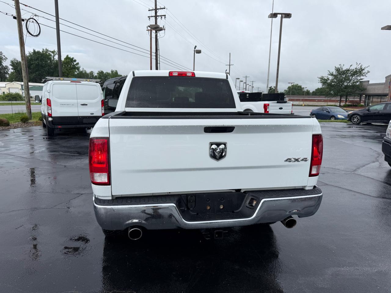RAM 1500 Classic Tradesman 4x4 Crew Cab 5'7" Box 2019