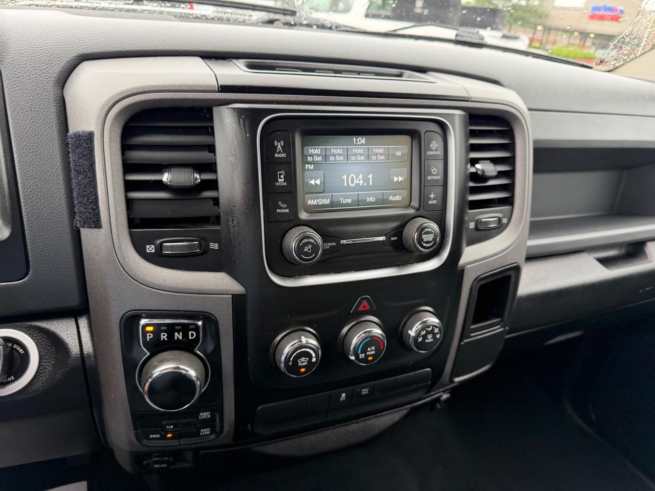 RAM 1500 Classic Tradesman 4x4 Crew Cab 5'7" Box 2019