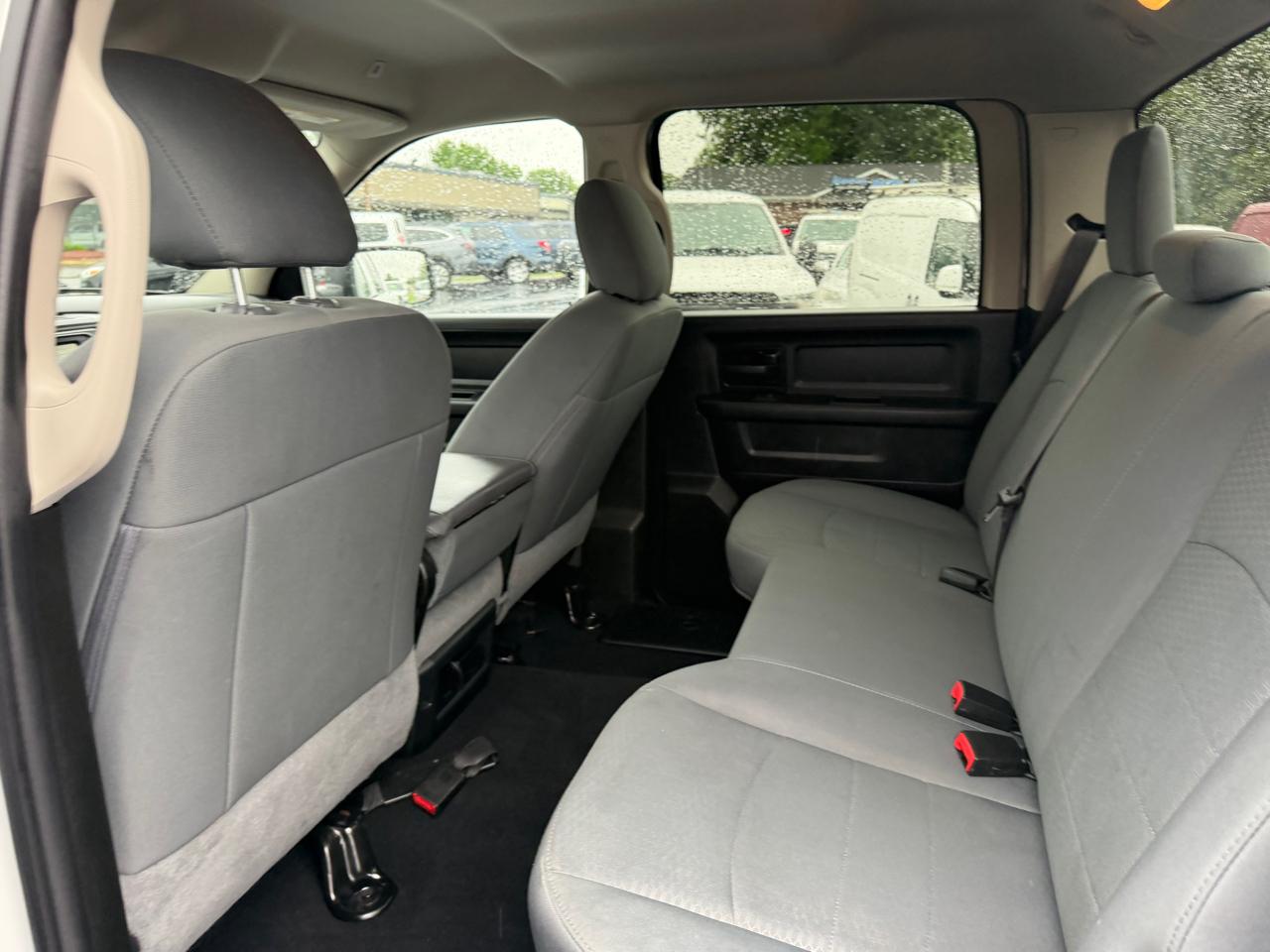 RAM 1500 Classic Tradesman 4x4 Crew Cab 5'7" Box 2019