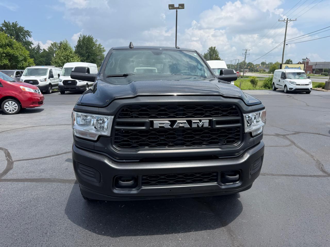 RAM 3500 Tradesman 4x4 Crew Cab 6'4" Box 2022
