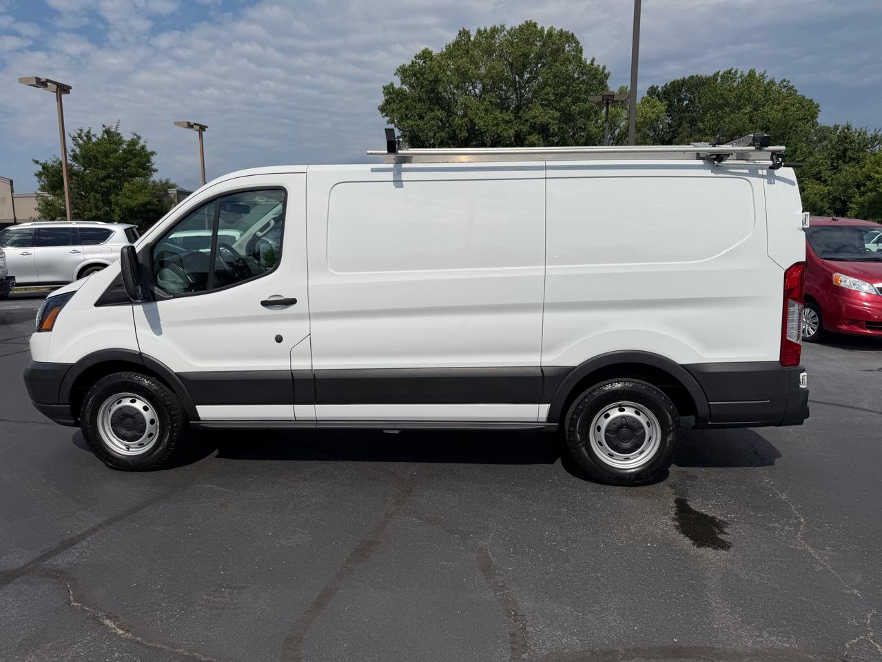 Ford Transit Van T-150 130" Low Rf 8600 GVWR Swing-Out RH Dr 2019