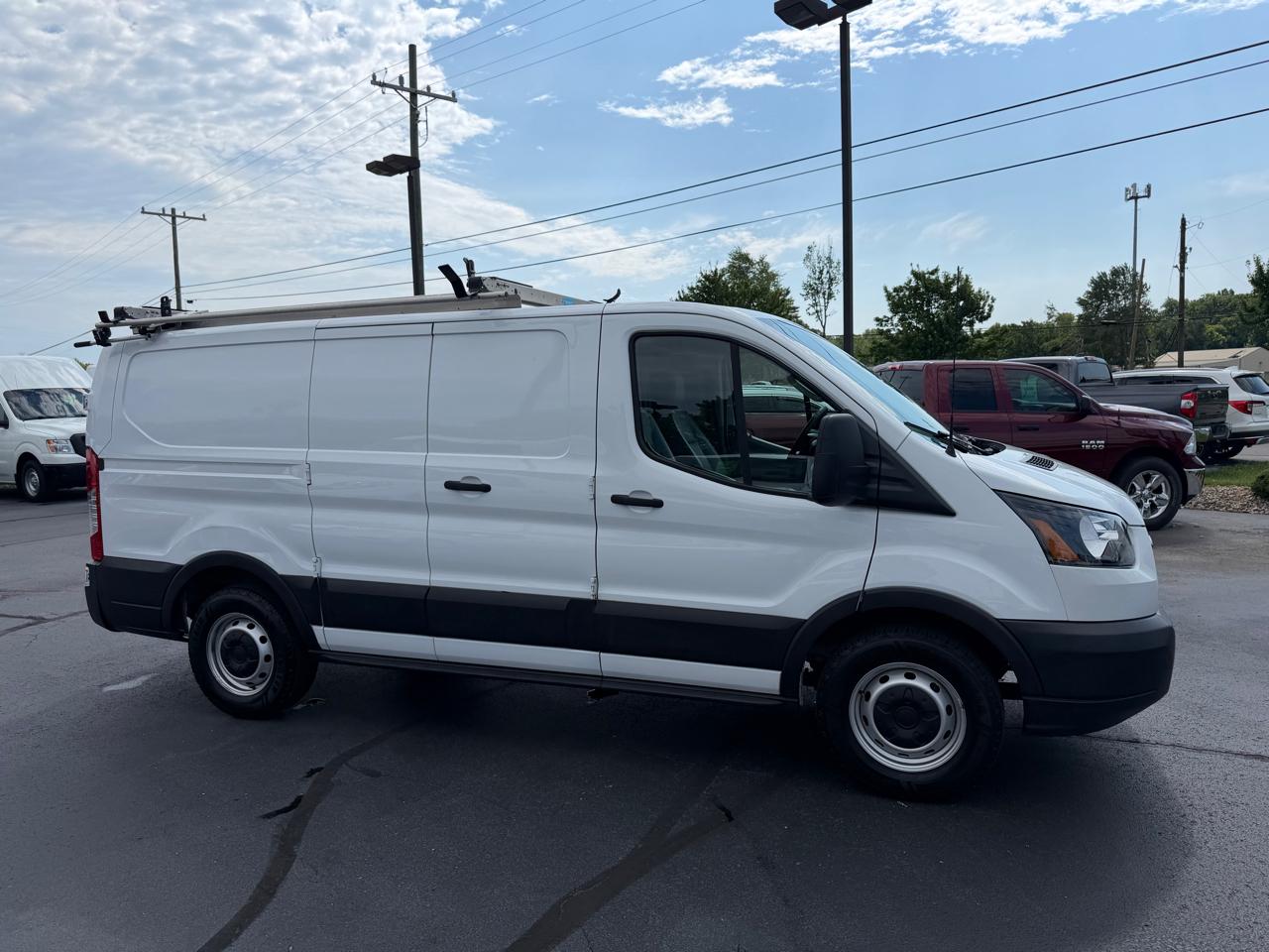 Ford Transit Van T-150 130" Low Rf 8600 GVWR Swing-Out RH Dr 2019