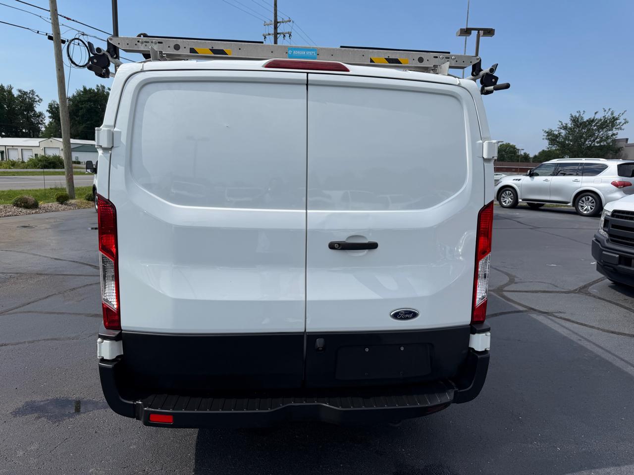 Ford Transit Van T-150 130" Low Rf 8600 GVWR Swing-Out RH Dr 2019