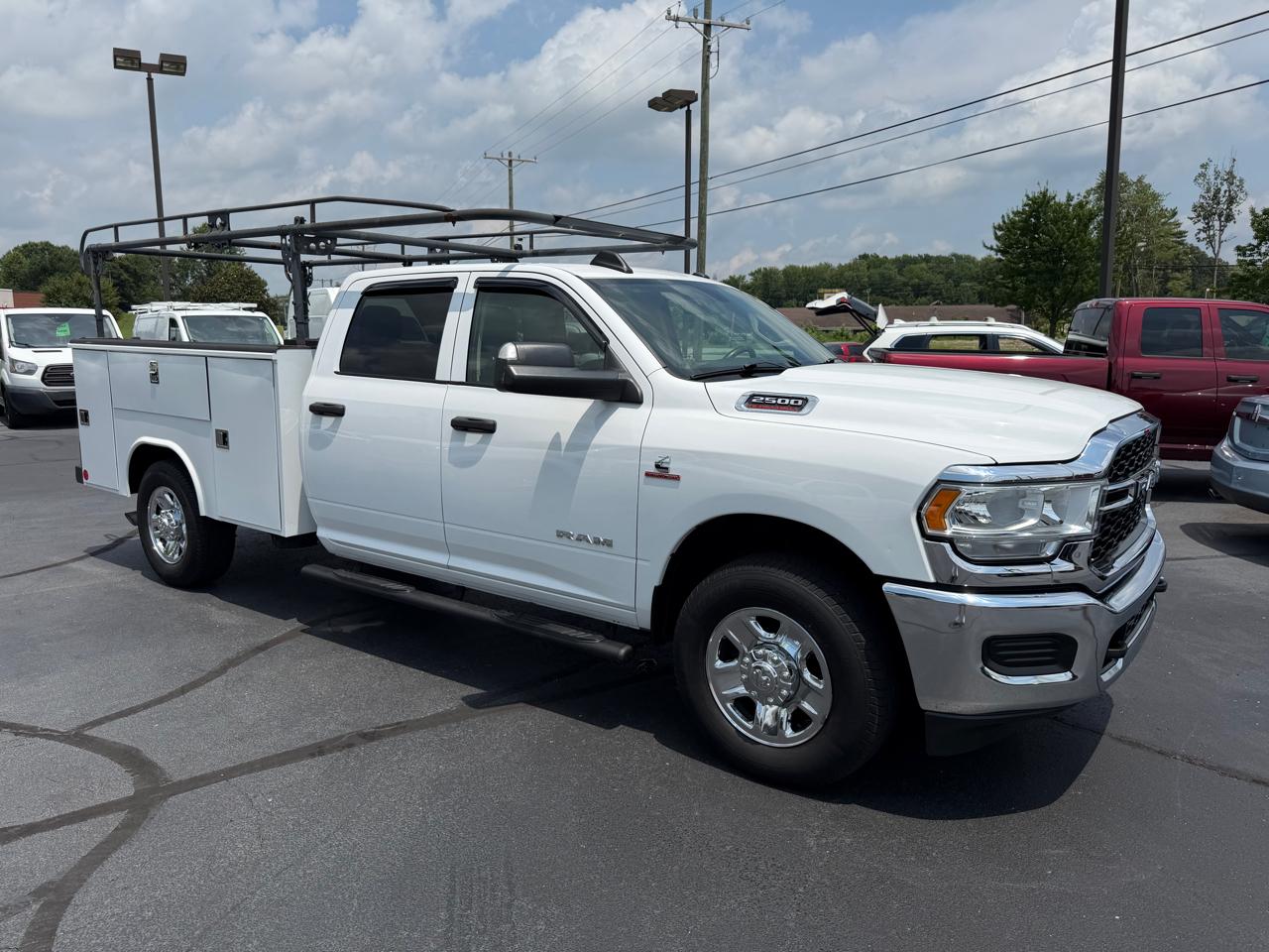 RAM 2500 Tradesman 4x2 Crew Cab 8' Box 2020