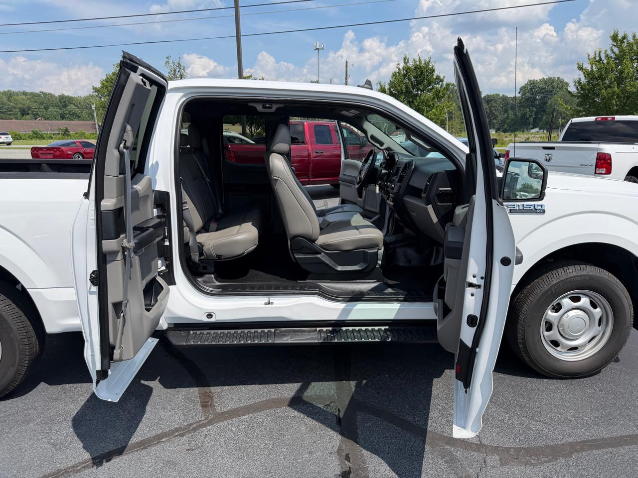 Ford F-150 XL 2WD SuperCab 6.5' Box 2020
