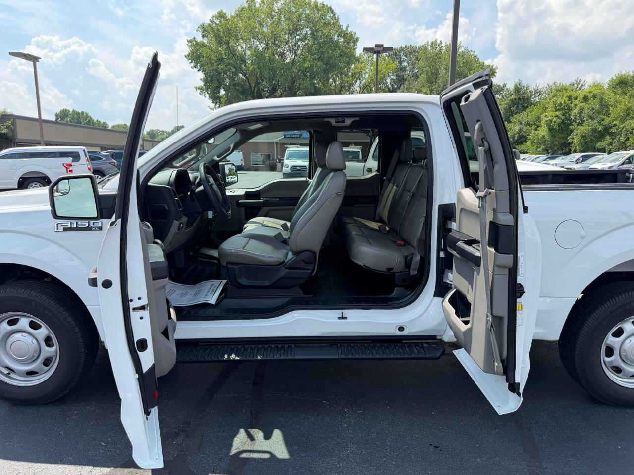 Ford F-150 XL 2WD SuperCab 6.5' Box 2020