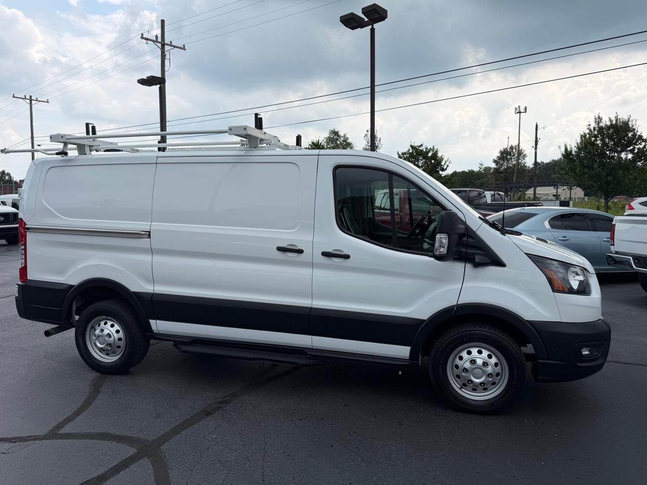 Ford Transit Cargo Van T-250 130" Low Rf 9070 GVWR AWD 2023