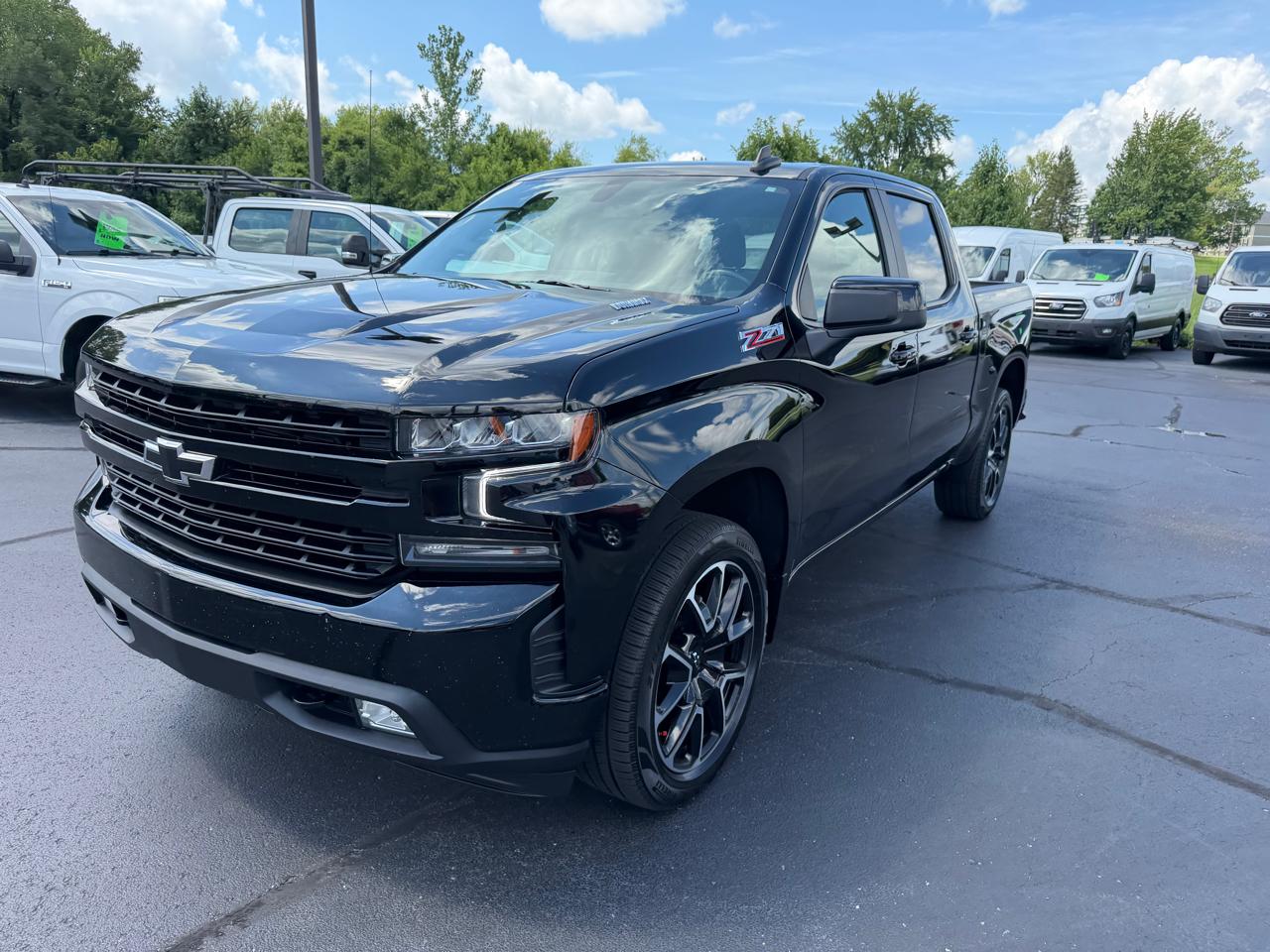 Chevrolet Silverado 1500 4WD Crew Cab 147" RST 2021