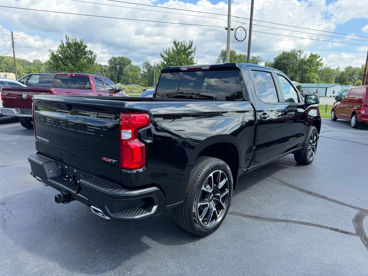 Chevrolet Silverado 1500 4WD Crew Cab 147" RST 2021