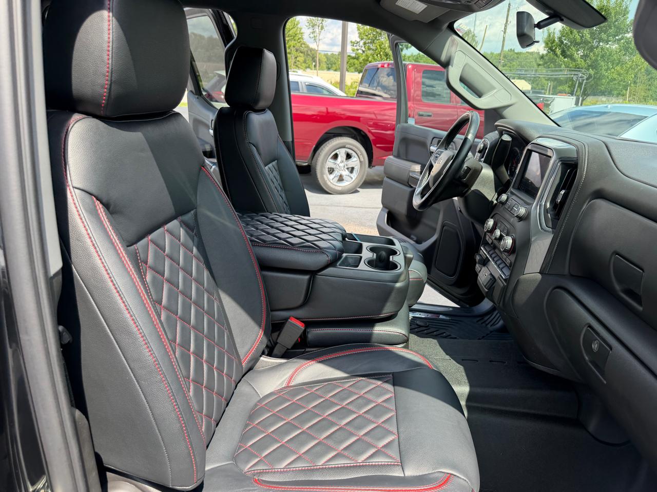 Chevrolet Silverado 1500 4WD Crew Cab 147" RST 2021