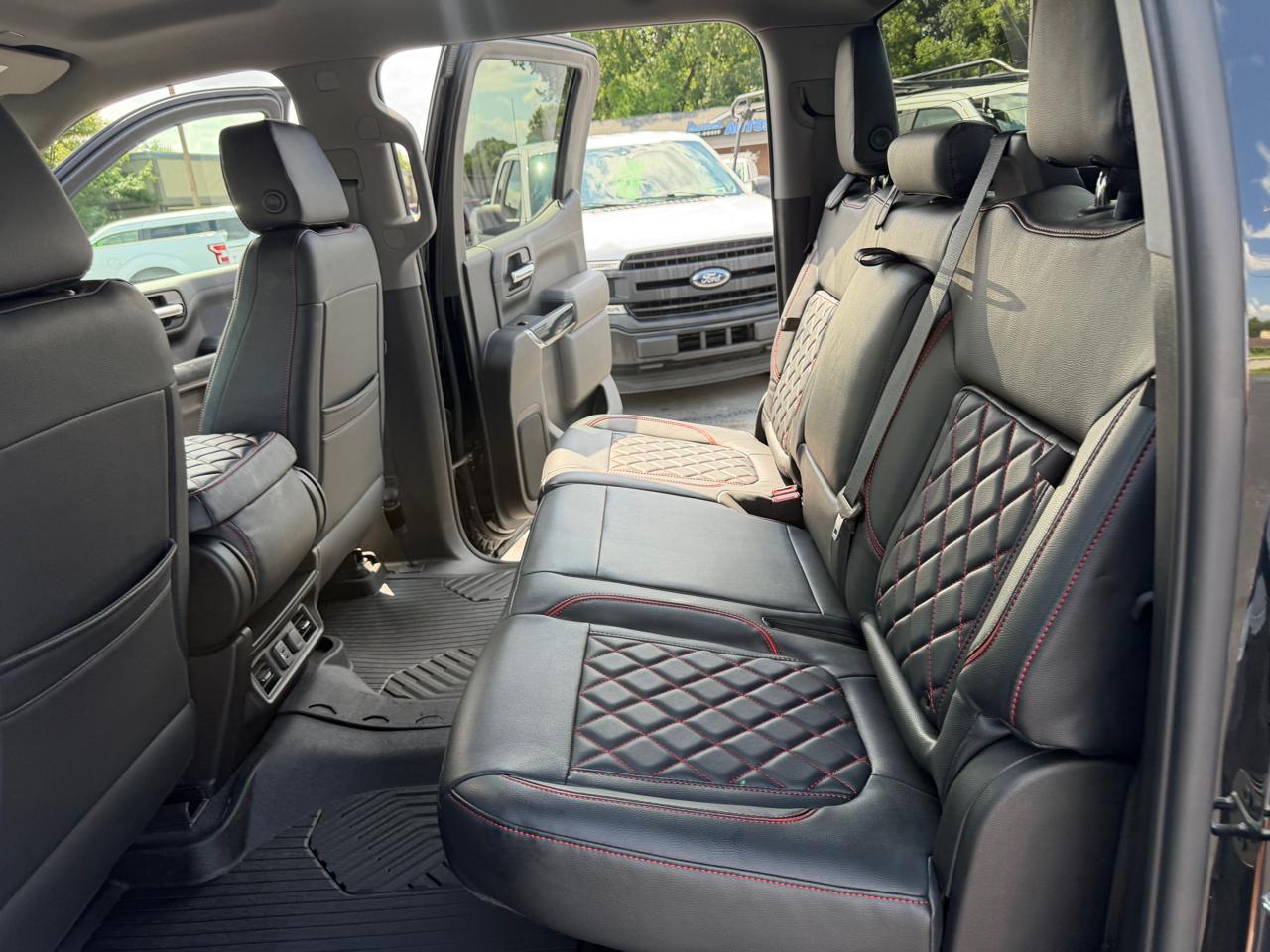 Chevrolet Silverado 1500 4WD Crew Cab 147" RST 2021
